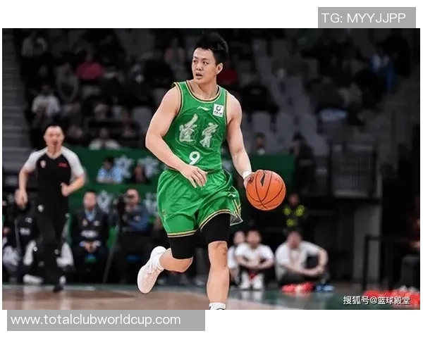 姜宇星的成长之路：从平凡少年到闪耀星辰的励志故事