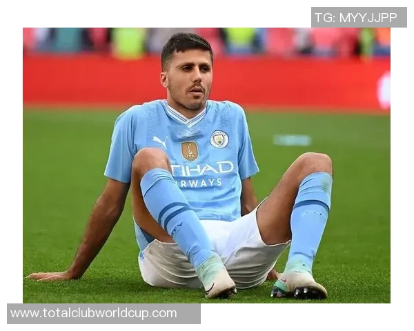 曼城遭欧足联重罚再罚3000万并禁赛一年引发热议